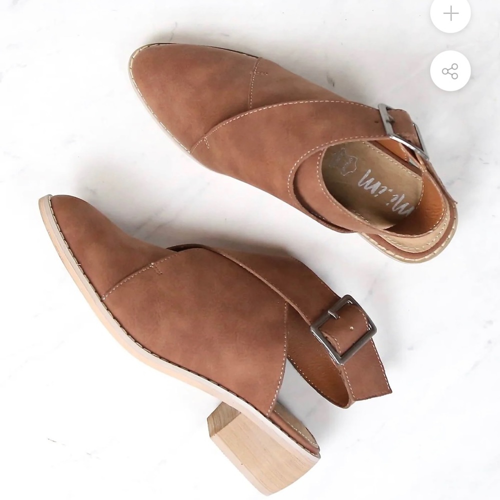 Miracle Miles - Fran Buckle Wrapped Flat in More Colors
